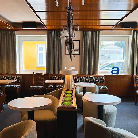 Velotique Angelika - Self-check-in * Hard