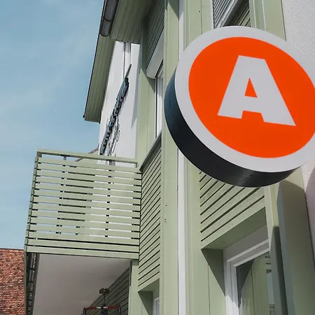 Velotique Angelika - Self-check-in * Hard