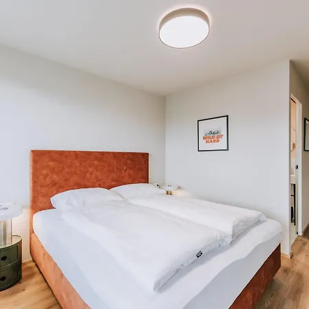 Hotel Velotique Angelika - Self-check-in Hard