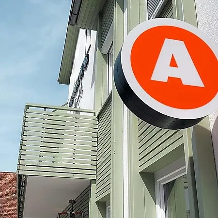 Velotique Angelika - Self-check-in *