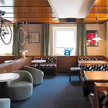 Velotique Angelika - Self-check-in *